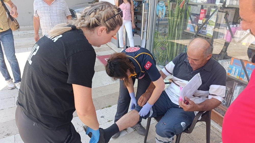 Başındaki kask sayesinde ölümden döndü hastaneye gitmeye güçlükle ikna edildi