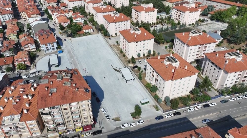 Başkan Başdeğirmen'den söz Çocuklara spor alanı ve oyun parkı