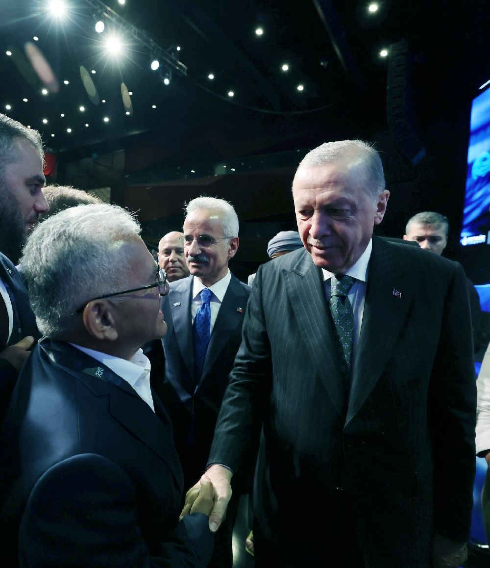 Başkan Büyükkılıç, Cumhurbaşkanı Erdoğan ile İstanbul’da görüştü