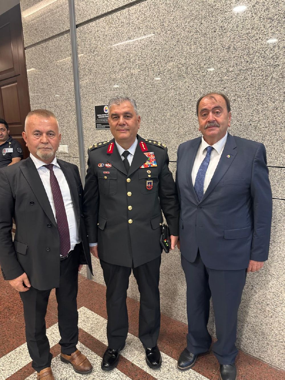 Başkan Meçikoğlu Bakan Yerlikaya ile Bucak ve bölgeyi konuştu