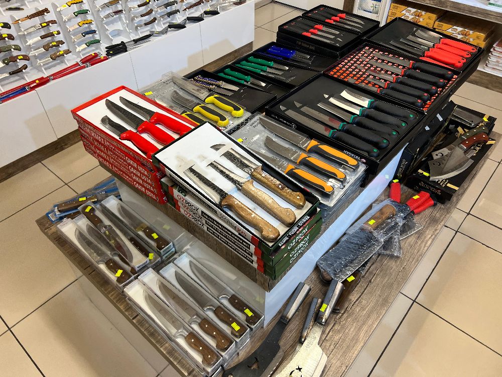 Bu bayramın yıldızı Çerezz Sarayı! Bıçaklar, şekerler, kuruyemiş burada