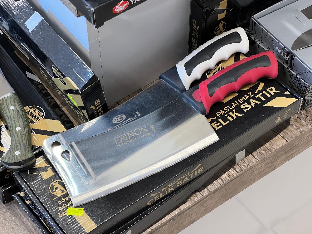 Bu bayramın yıldızı Çerezz Sarayı! Bıçaklar, şekerler, kuruyemiş burada