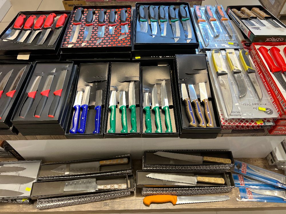 Bu bayramın yıldızı Çerezz Sarayı! Bıçaklar, şekerler, kuruyemiş burada