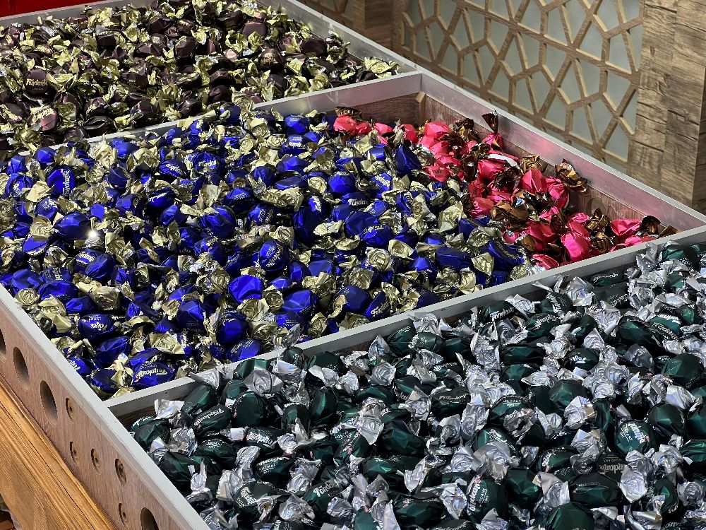 Bu bayramın yıldızı Çerezz Sarayı! Bıçaklar, şekerler, kuruyemiş burada