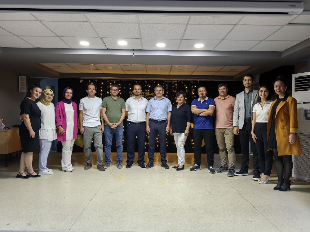 Bucak Bilim ve Sanat Merkezi’nde ödül töreni büyük bir coşkuyla gerçekleştirildi