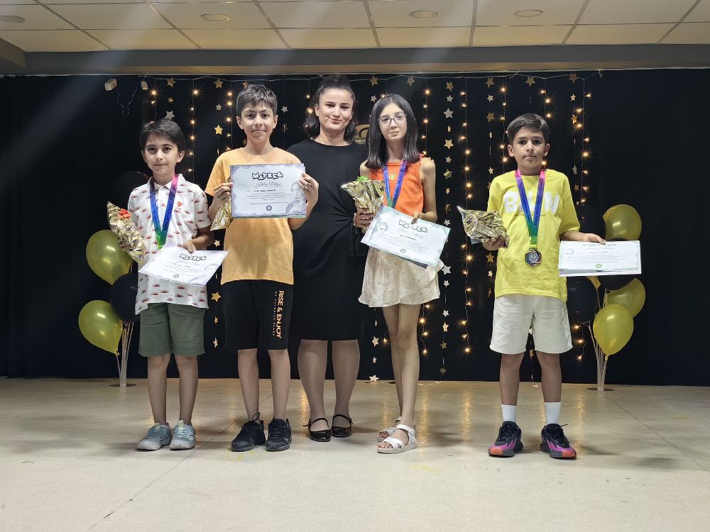 Bucak Bilim ve Sanat Merkezi’nde ödül töreni büyük bir coşkuyla gerçekleştirildi