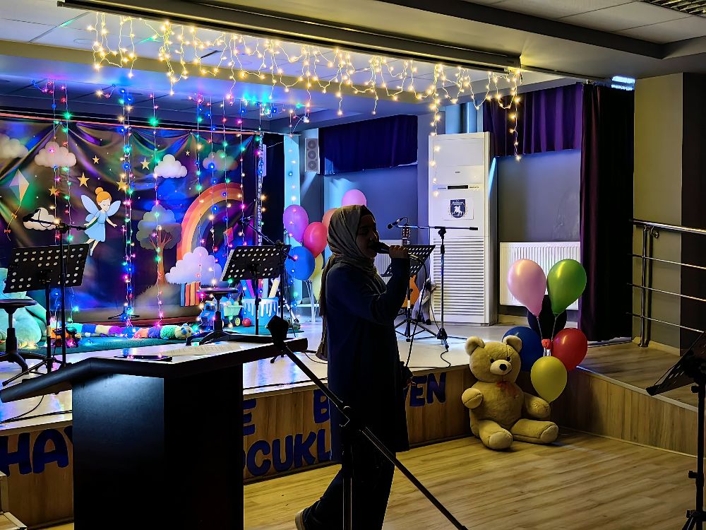 Bucak BİLSEM’den duygulara dokunan gece “Hayallerle büyüyen çocuklar”