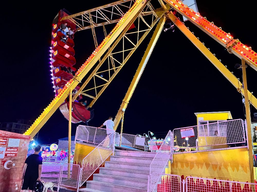 Bucak’ta eğlence başlıyor! Murat Lunapark bayramda hizmete açılıyor