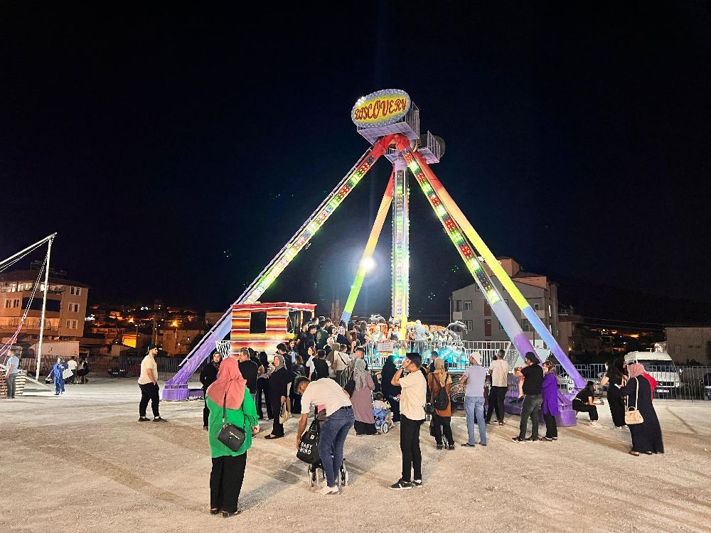 Bucak’ta eğlence başlıyor! Murat Lunapark bayramda hizmete açılıyor