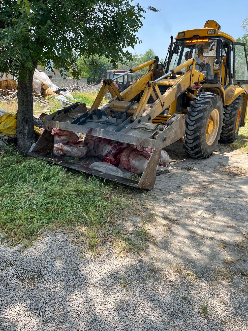 Burdur Belediyesi bayramda sahada! 7/24 duraksız mesai