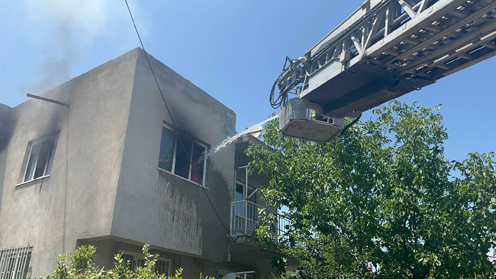 Burdur’da müstakil evde yangın paniği Alevler son anda kontrol altına alındı