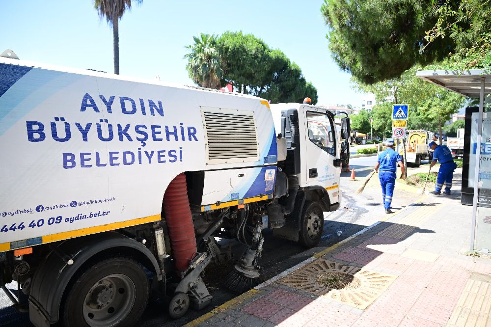 Büyükşehir’den Söke’de bakım ve temizlik çalışması