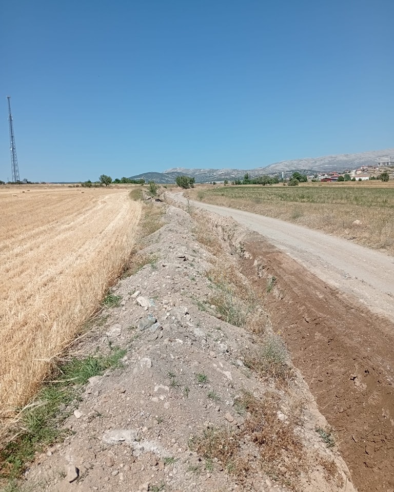Çavdır'da belediye ekipleri sahada durmaksızın çalışıyor