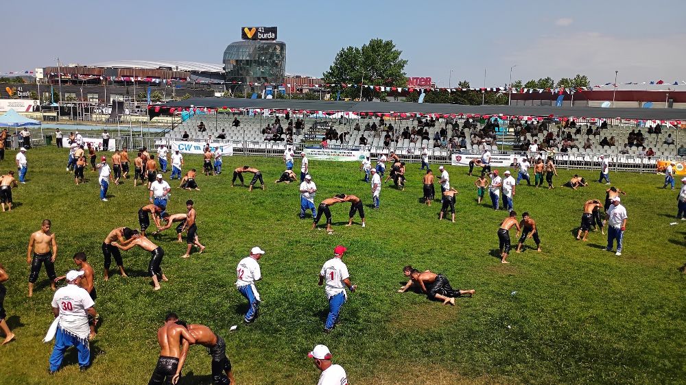CW Enerji YGL 3.Etap Kocaeli 17.Sekapark Yağlı Güreşleri başladı  Kırkpınar Yolunu Açacak İlave 8 Başpehlivan Belli Olacak!