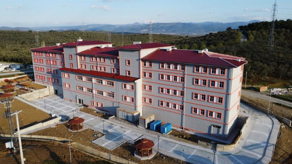 Edremit'te KYK yurdu tamamlandı