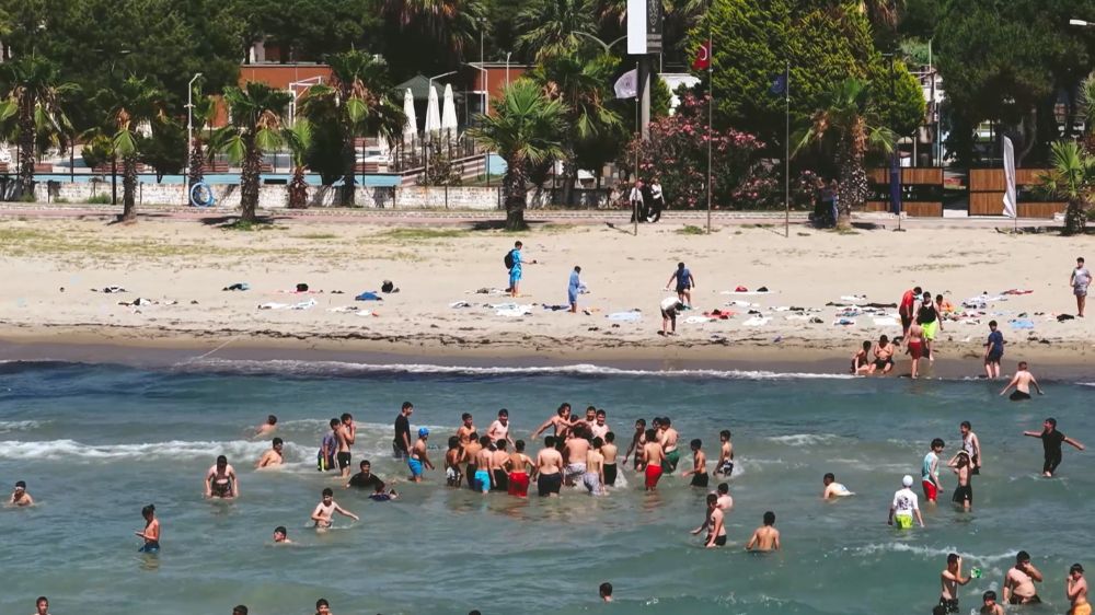 Efeler Gençlik Kampı'nda buluştular