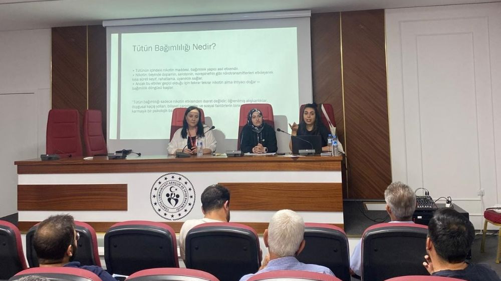  Elazığ’da sigara bırakma kampanyası etkinlikleri sürüyor