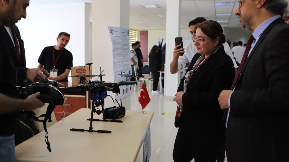 FÜ Mühendislik Fakültesinde bitirme proje yarışması düzenlendi