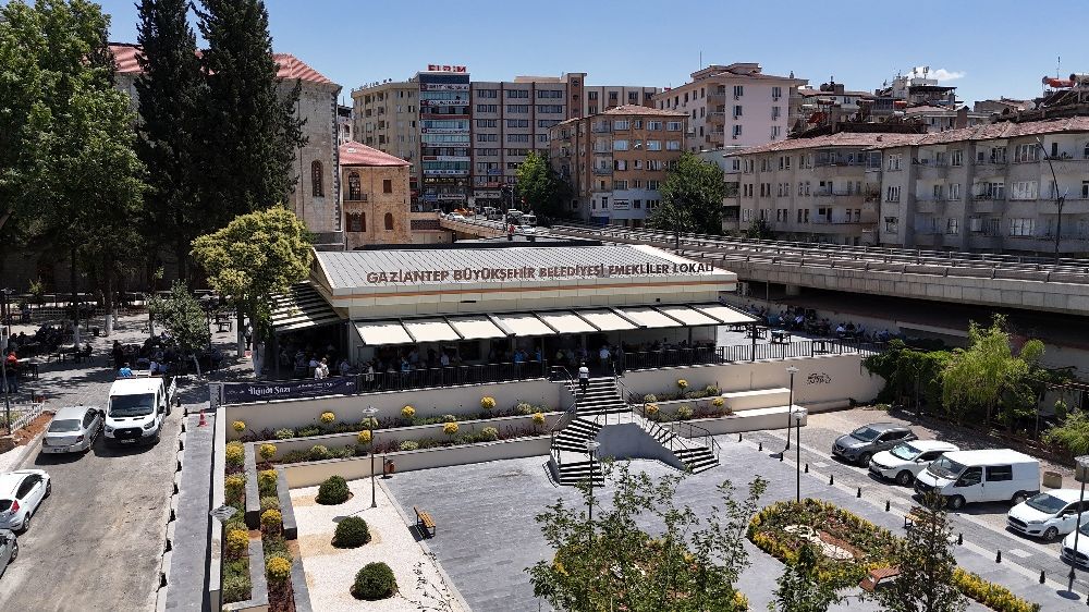 Gaziantep Büyükşehir’in Emekliler Lokali büyük ilgi görüyor