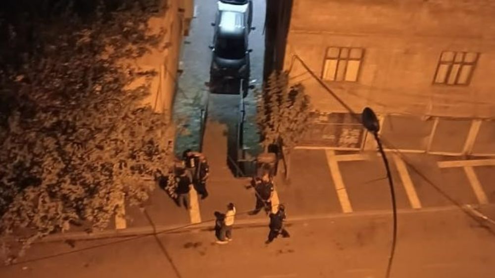 Gece yarısı 2 kardeşin silahlı kavgası mahalleliyi canından bezdirdi