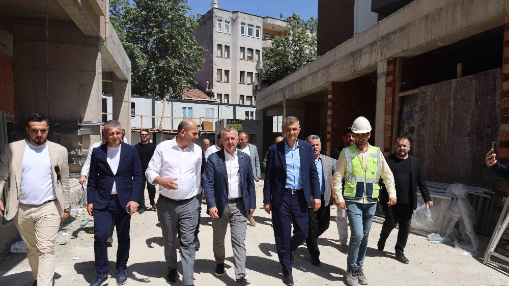 Gölcük'te dönüşüm hızla sürüyor