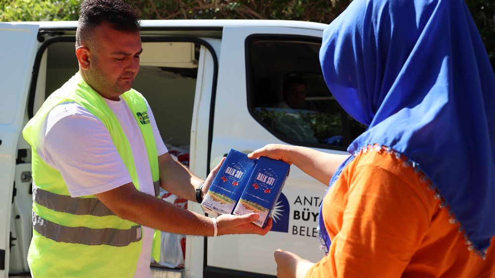 Halk Süt Projesi 5 yılda 30 bin çocuğa ulaştı