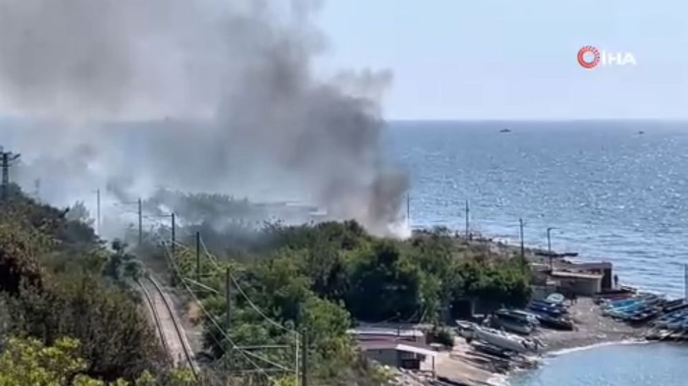 Hatay'da baraka alevlere teslim oldu