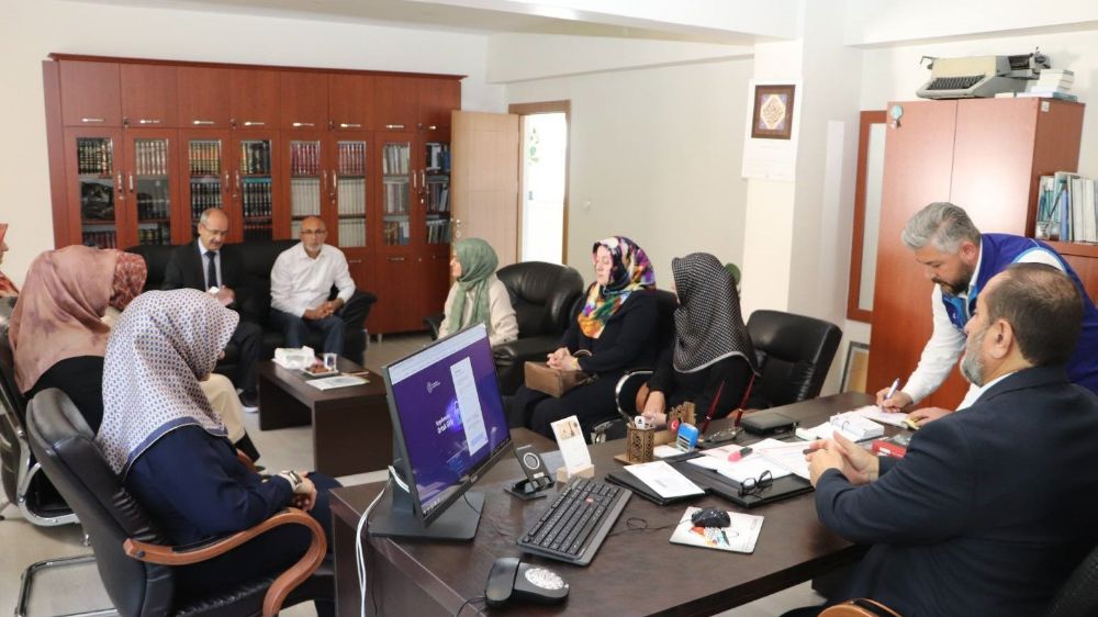  Hayır panayırından elde edilen geliri Filistin’e bağışladılar