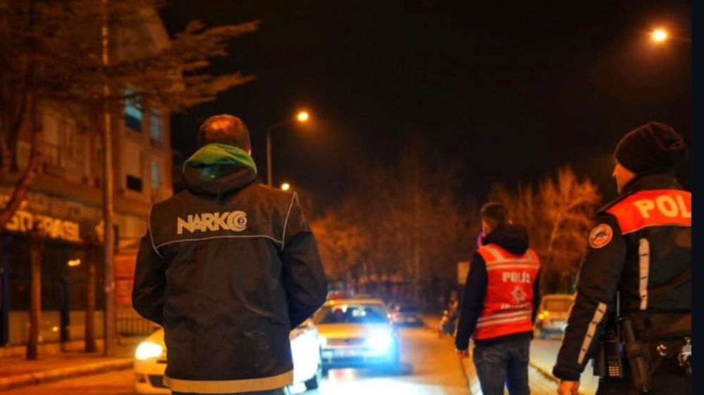 Isparta'da kurallara uymayan 11 araç sürücüsüne idari para cezası