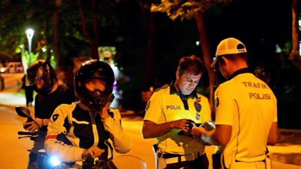 Isparta'da kurallara uymayan 14 sürücüye ceza kesildi