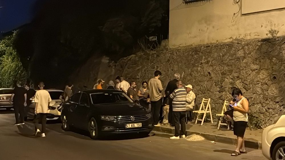 İstanbul   Sarıyer'de dehşet Sevgilisini öldürüp  sonra da 