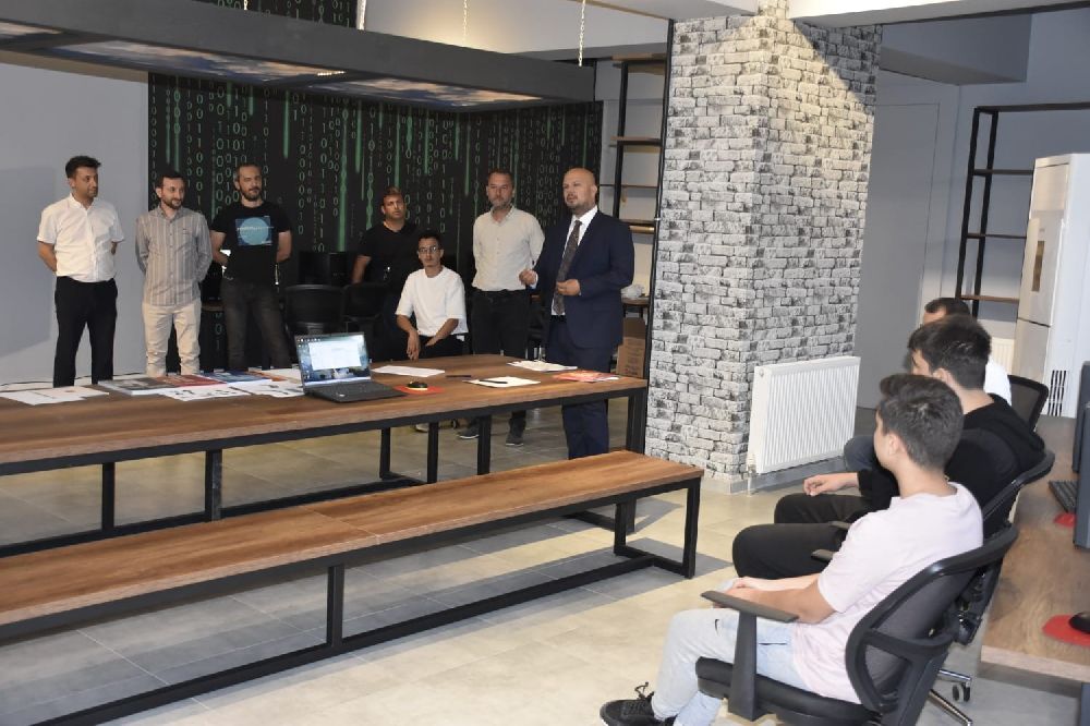 Karacabey Belediyesi, istihdama yönelik bir eğitimi daha tamamladı