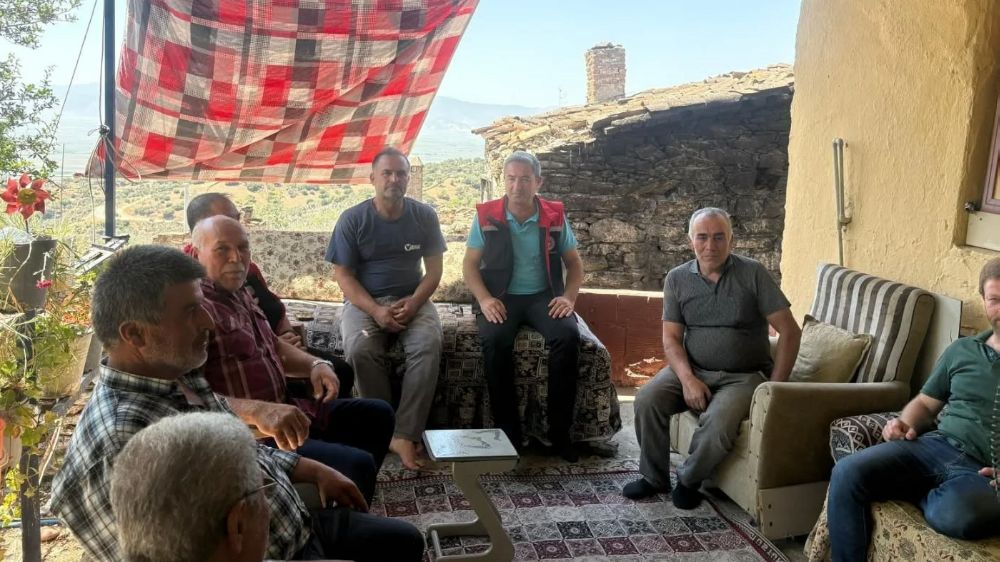  Karadut Mahallesi'nde üreticilere tarım ve hayvancılık eğitimi