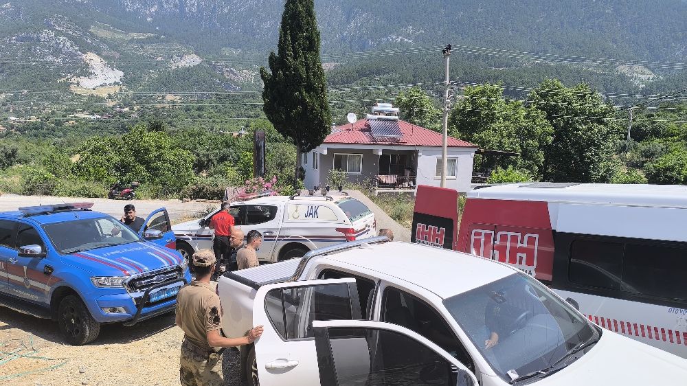 Kayıp yaşlı adam için 300 kişilik ekip 10 gündür sahada