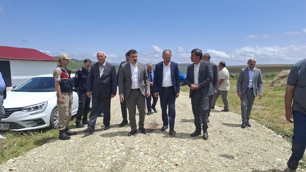 Kaymakam Akköz, Kıraç köyünde