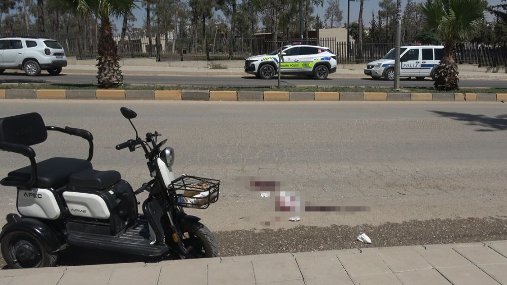 Kilis'te 3 tekerlekli motosiklet devrildi: Sürücü ağır yaralandı