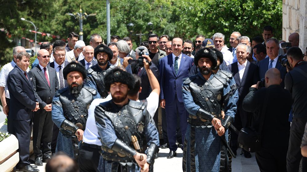 Konya’nın darülmülk oluşunun 928. yıl dönümü kutlamaları başladı