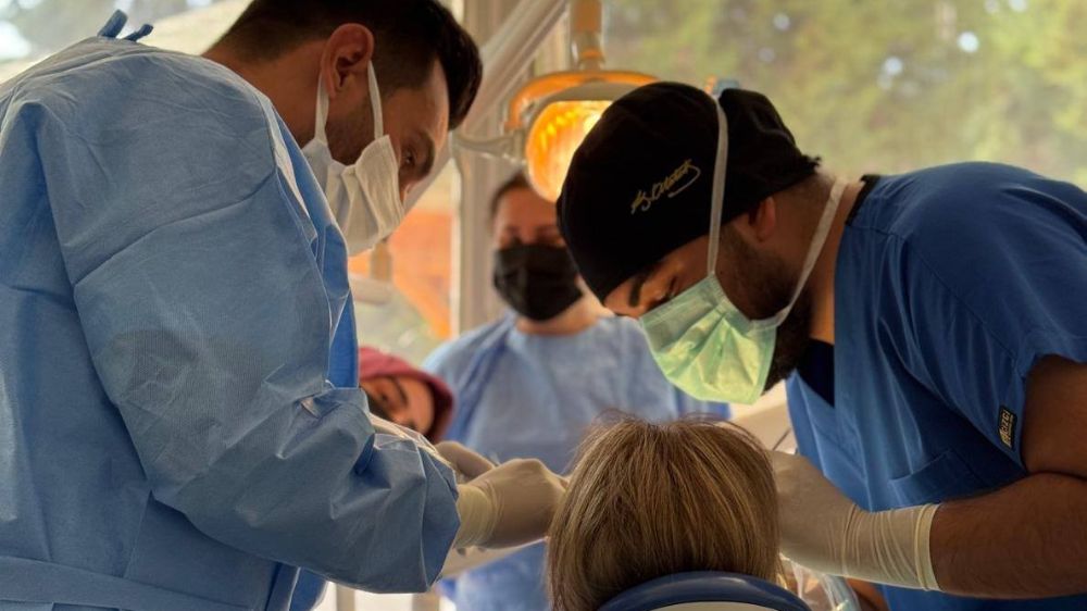 Korkuteli Devlet Hastanesi'nde implant tedavisi başladı
