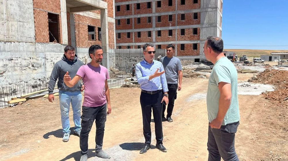  Kulu’da KYK yurt binasının inşaatı devam ediyor