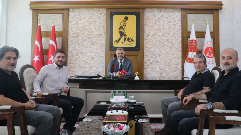 Mersin'de basın mensuplarından Başsavcı Öztoprak'a veda ziyareti