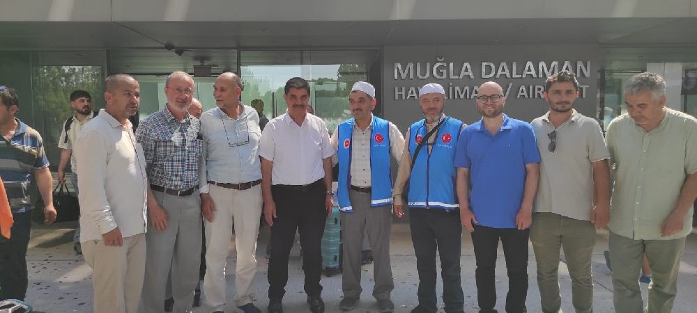 Muğla hacıları yurda döndü
