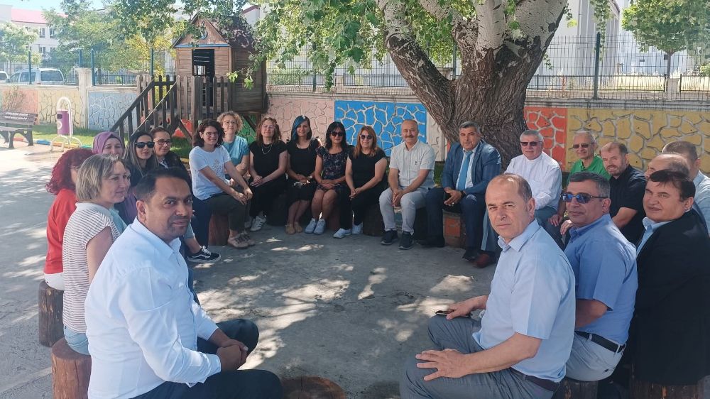 Öğretmenlere yönelik Mesleki Çalışmalar toplantısı başladı
