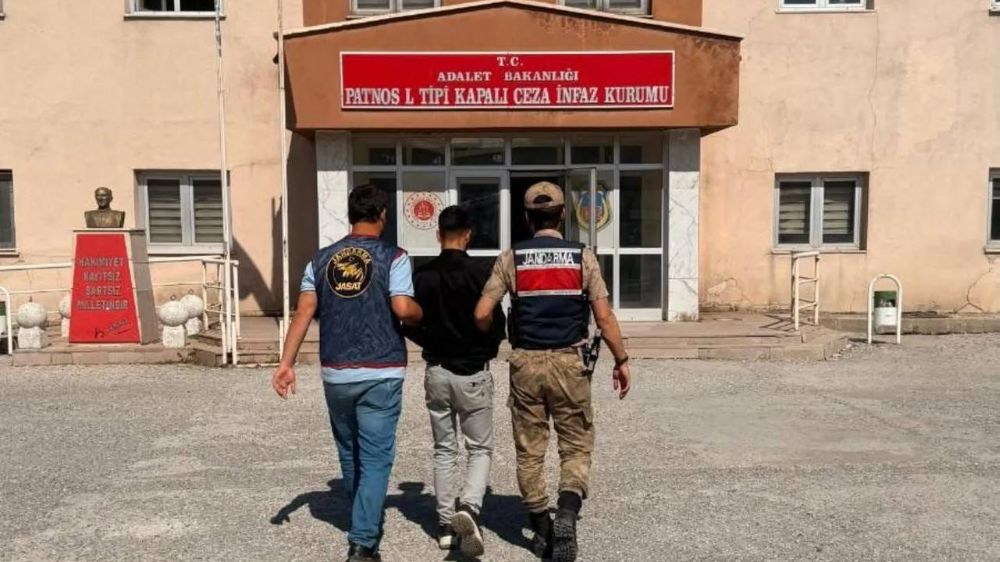 Patnos'ta "Kasten Öldürme" suçundan 15 yıl kesinleşmiş hapis cezası bulunan bir kişi yakalandı.