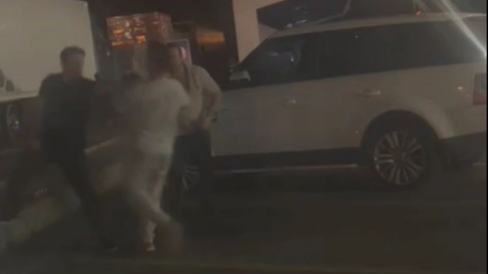 Pendik'te dinlenme tesisinde kavga: Darp edilen yolcu otobüsten atıldı