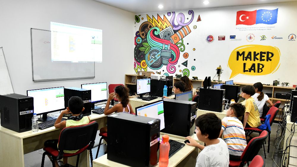 Robotik kodlama kursuna başvurular başladı