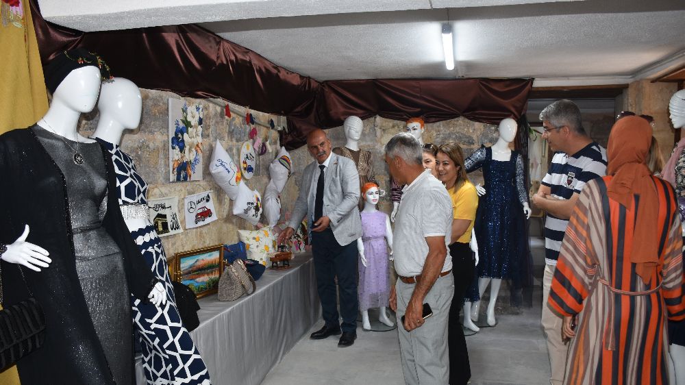 Şahinbeyli kadınların hünerli ellerinden sanata yolculuk