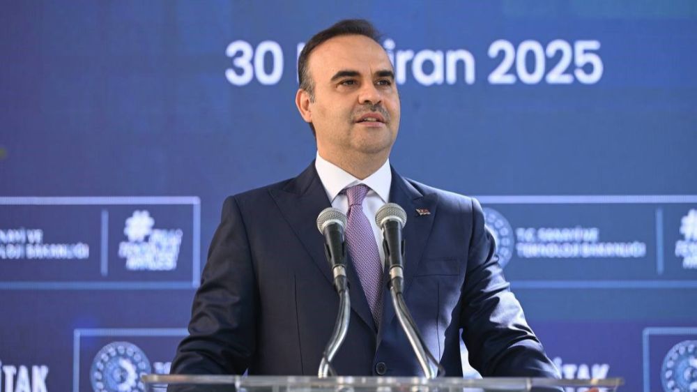 Sanayi ve Teknoloji Bakanı Kacır: "Yapay zeka teknolojilerinin üretim süreçlerinde kullanımını yaygınlaştıracağız"