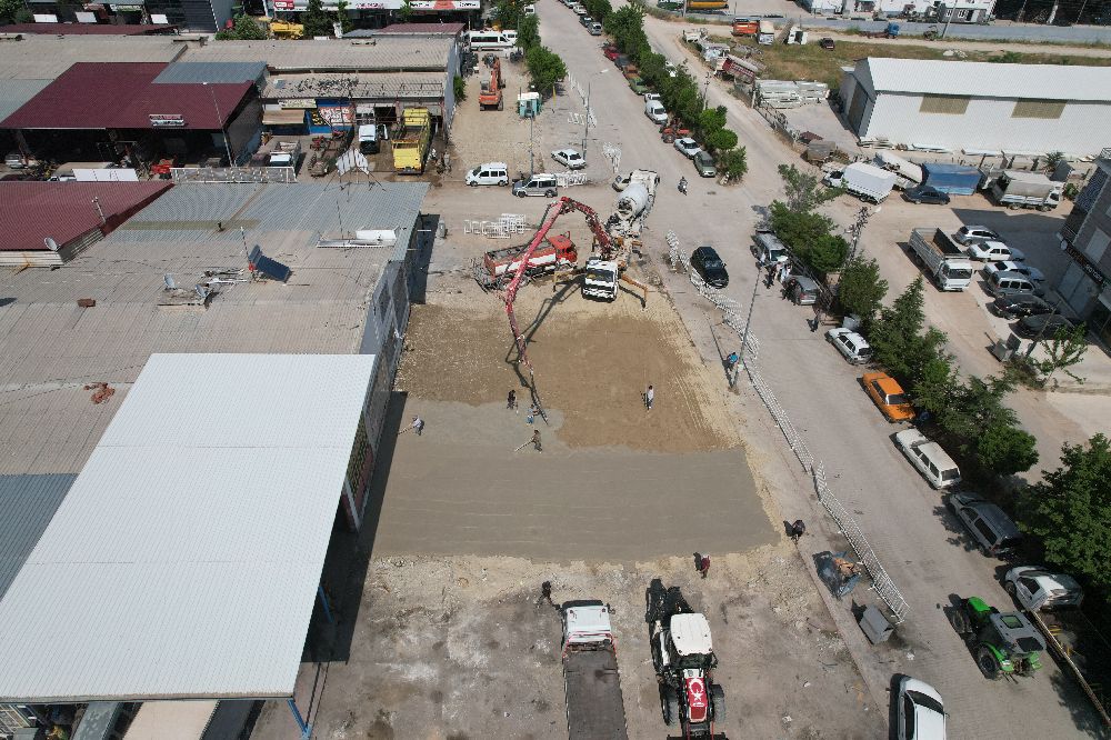 Saniye Başkan sözünü tuttu! Korkuteli’nde 10 yeni dükkan yapılıyor