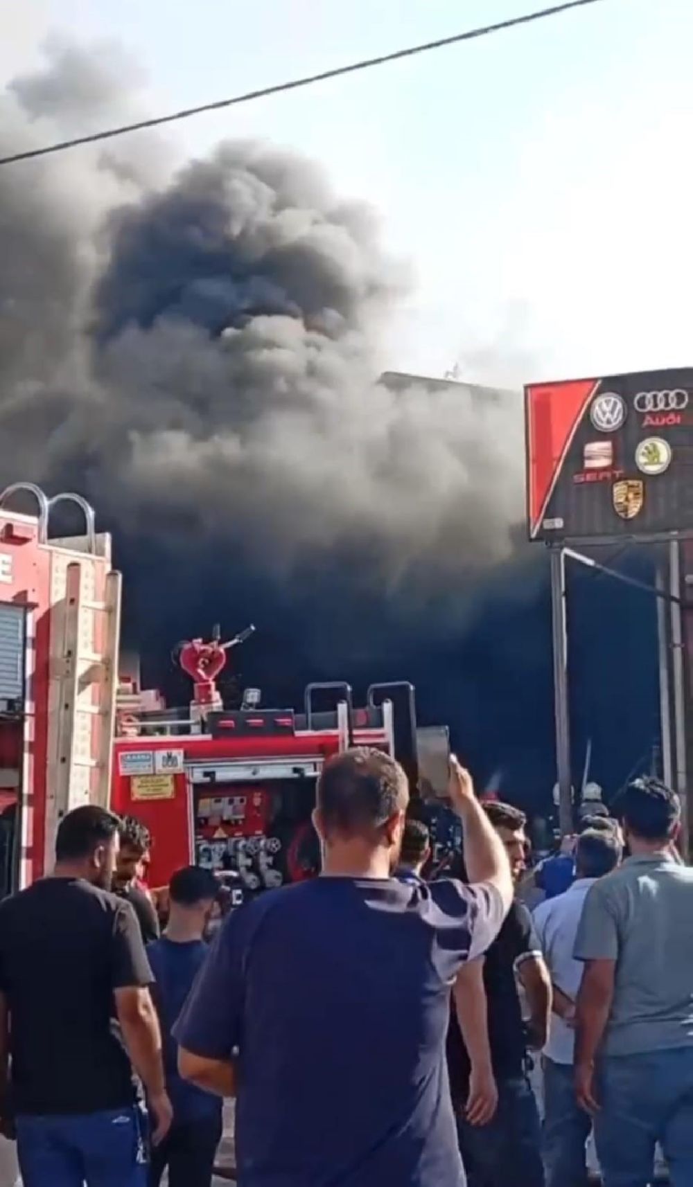 Şanlıurfa'da iş yeri yangını kontrol altına alındı