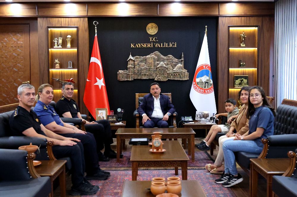 Şehit Birol'un ailesine 'Şehadet Belgesi' teslim edildi